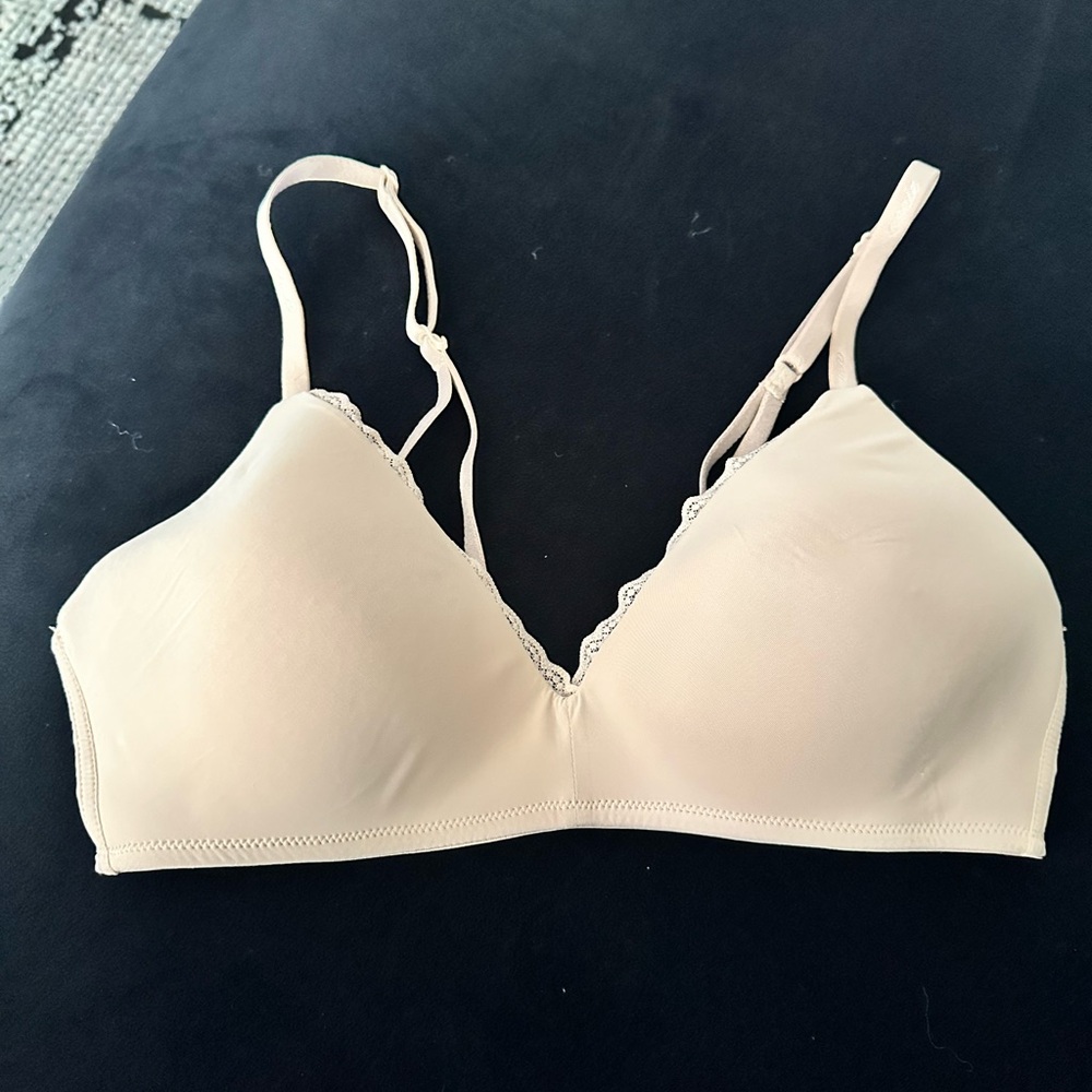 aerie bra, can attach straps as halter